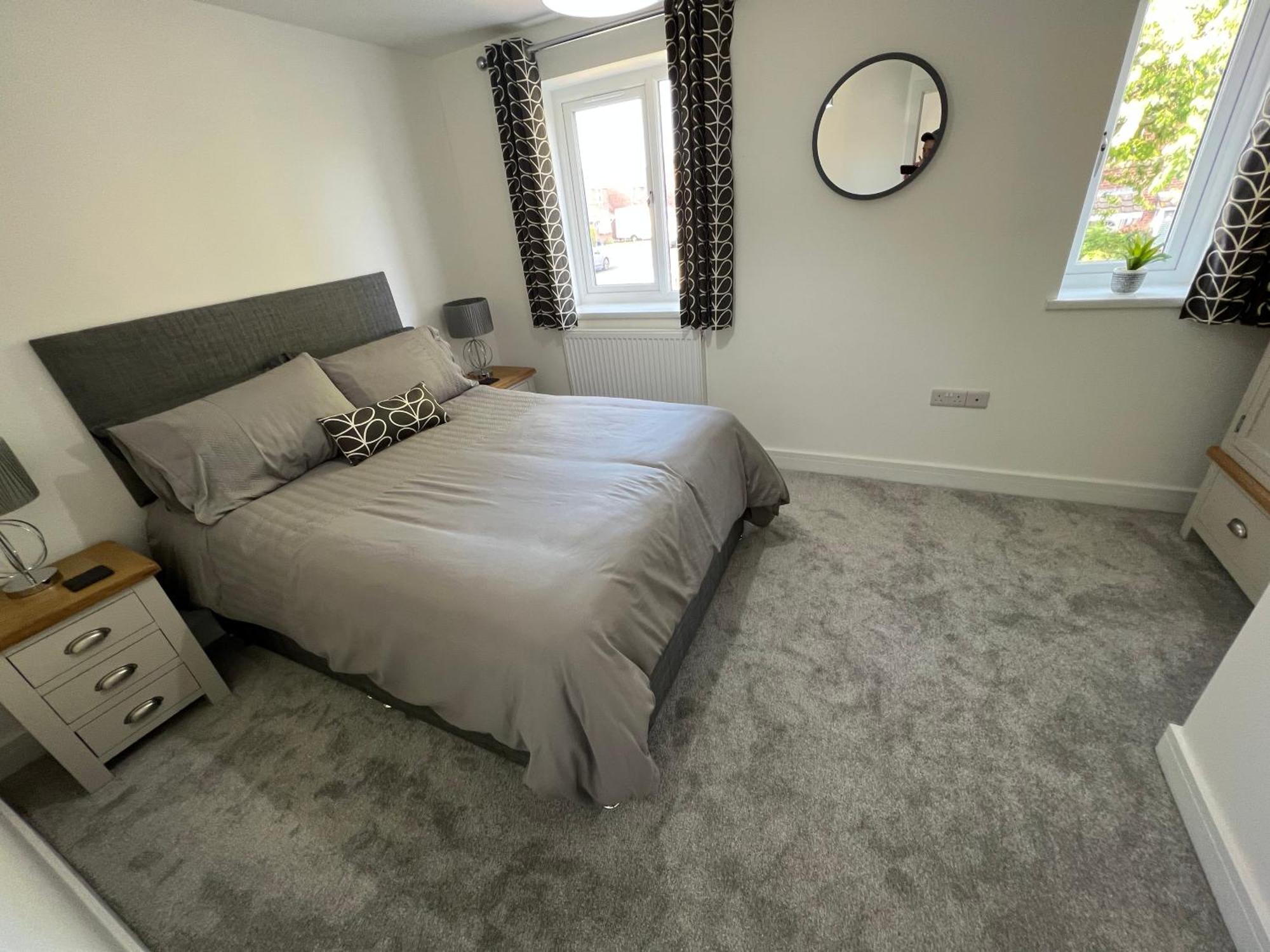 Modern, Two Double Bedroom House With Free Parking 쳅스토 외부 사진