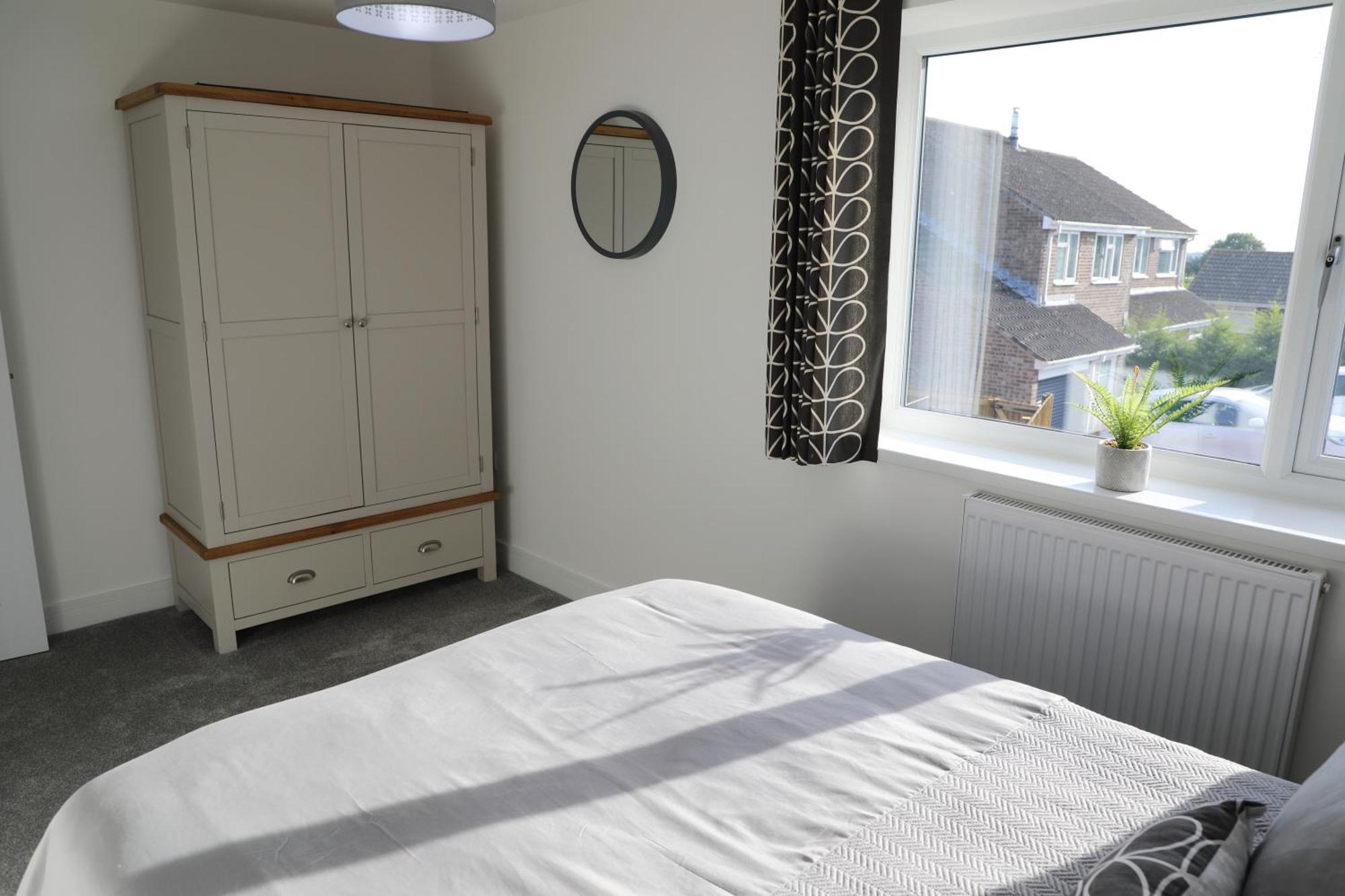 Modern, Two Double Bedroom House With Free Parking 쳅스토 외부 사진