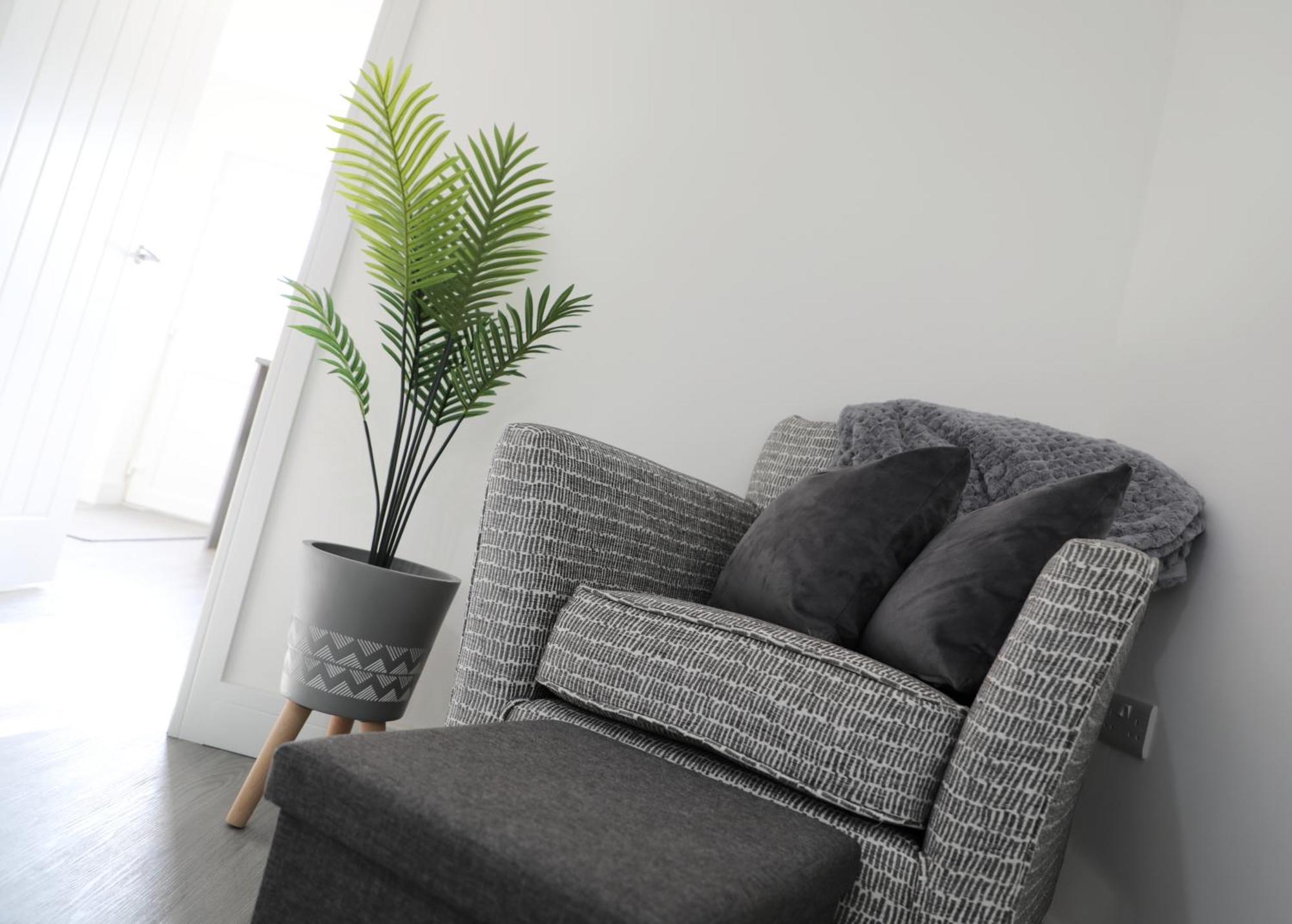 Modern, Two Double Bedroom House With Free Parking 쳅스토 외부 사진