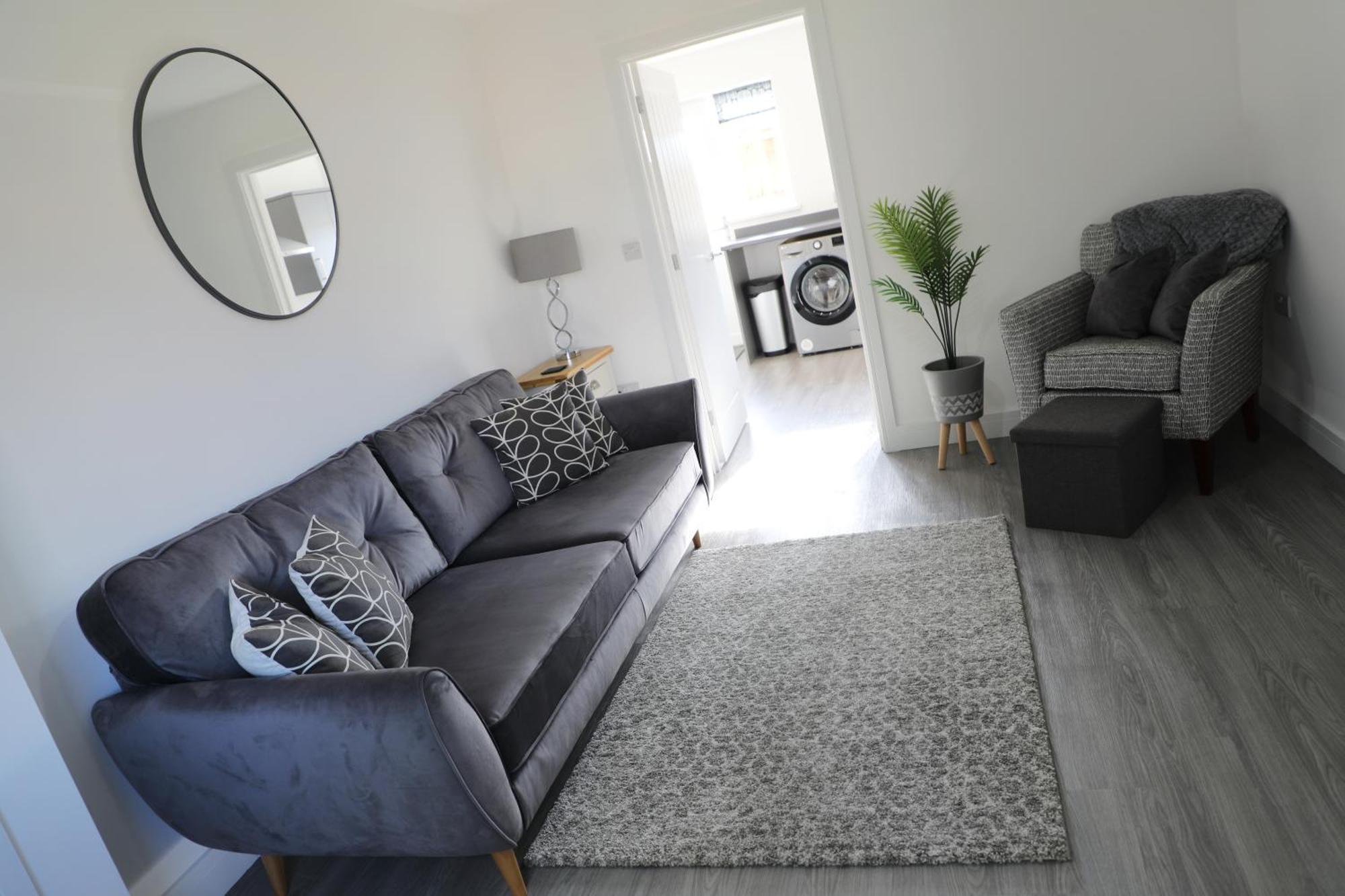 Modern, Two Double Bedroom House With Free Parking 쳅스토 외부 사진